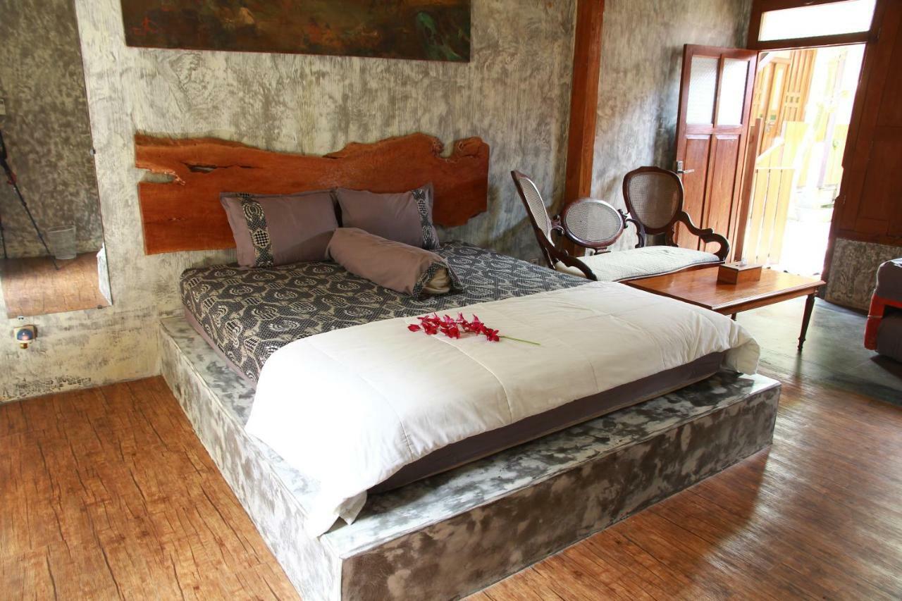 Ndalem Mj Homestay Yogyakarta Eksteriør billede